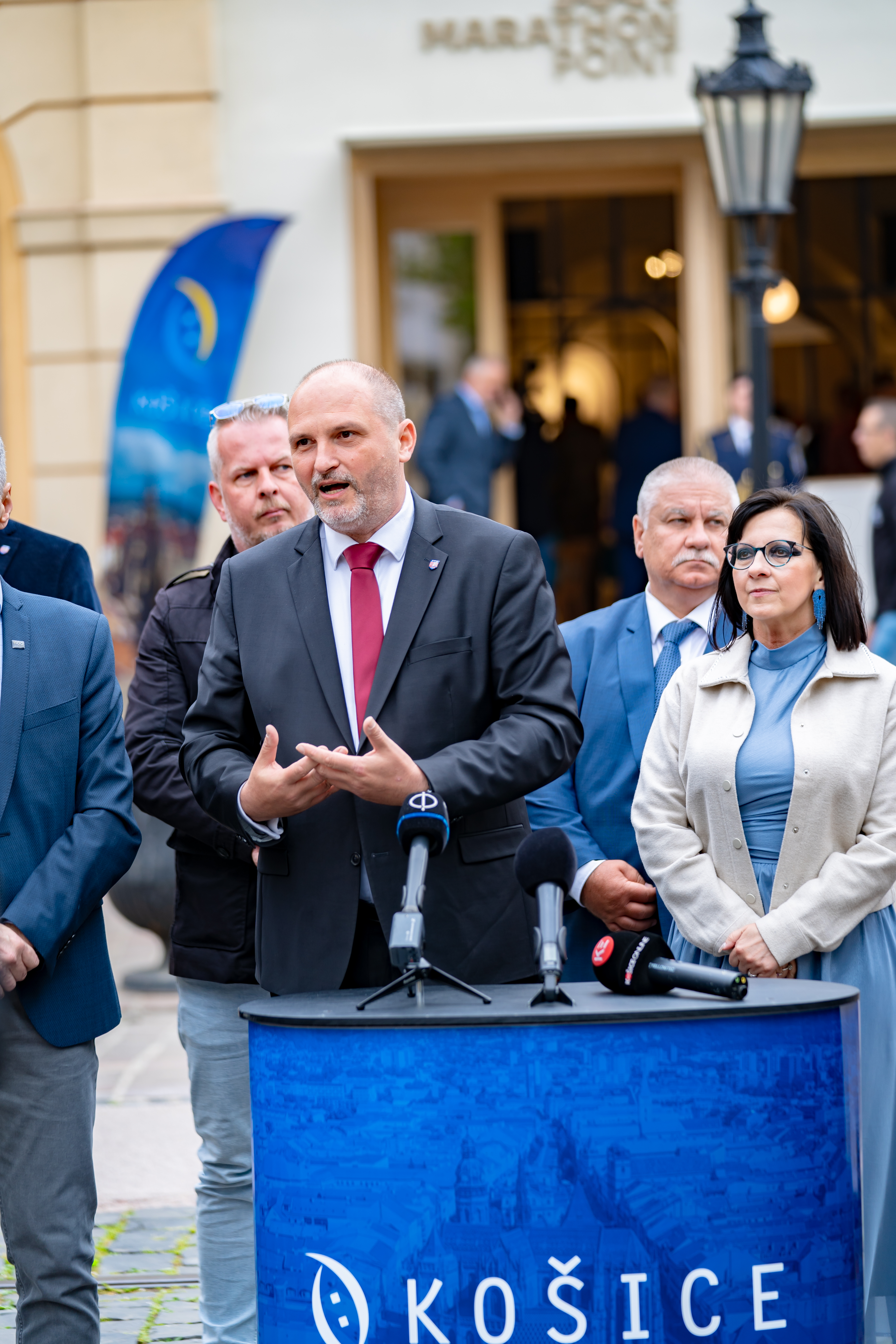 Slavnostne otvorenie stalej expozicie Medzinarodneho maratonu mieru-43